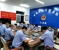 嚴格落實乘客掃碼乘車